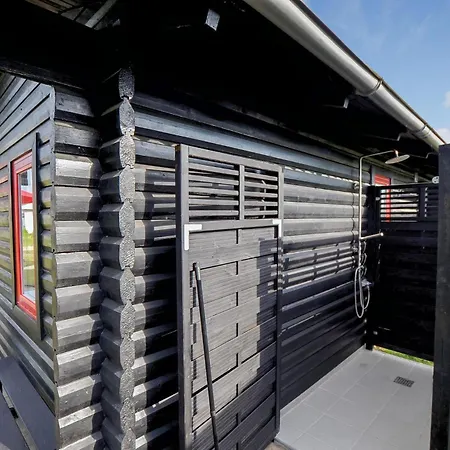 2 Bedroom Awesome In
